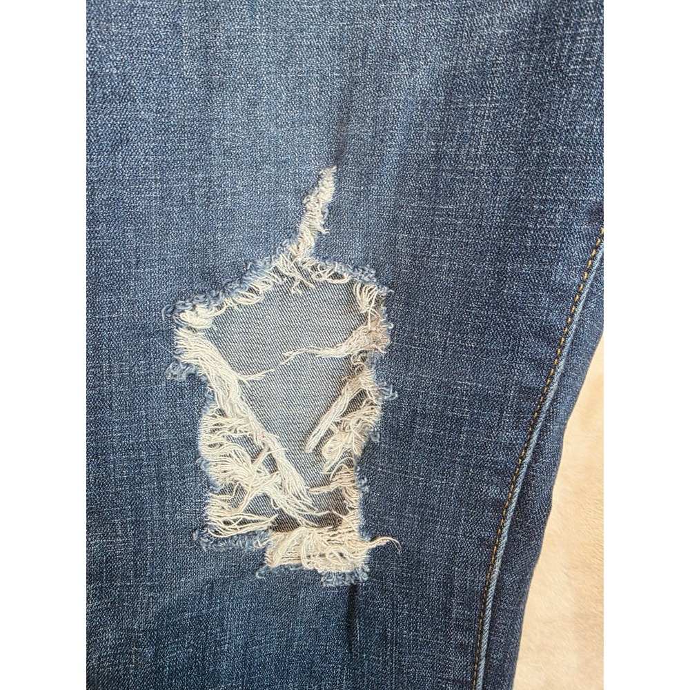 Levis 711 Skinny Jeans Womens 31 Distressed Knee Dark Wash Denim Indigo - Picture 6 of 10